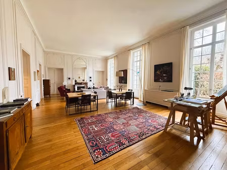 vente appartement 9 pièces 381 m² à vichy (03200)  988 000 €