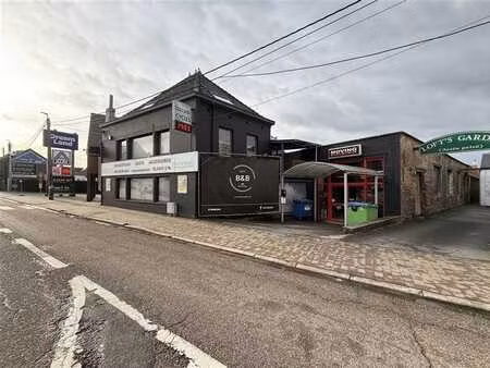 belle surface commerciale avec appartement 2ch