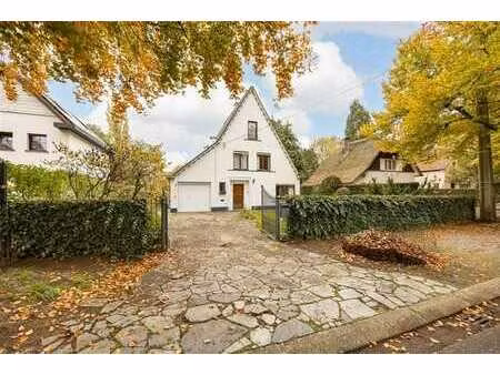 te renoveren charmante villa met zwembad