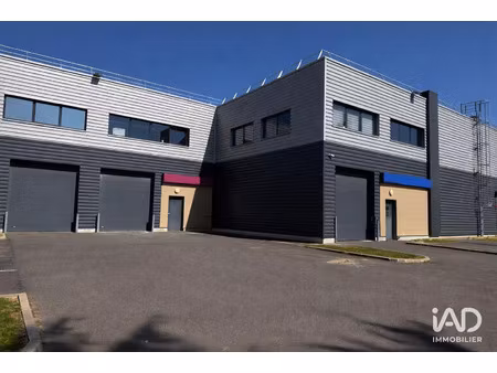 location commerce 416 m² à villejust (91140)