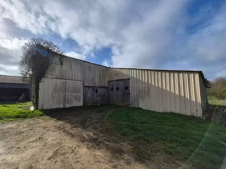 hangar 395m² bourg de quily