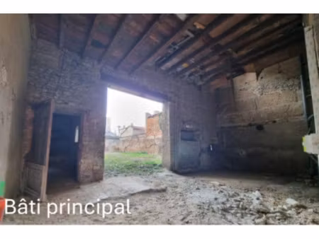 maison 1 pièce - 130 m²