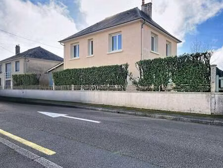 vente maison à neau (53150) : à vendre / 89m² neau