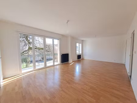 t3 lumineux et rénové - quartier péjoces - proche facultés et commerces