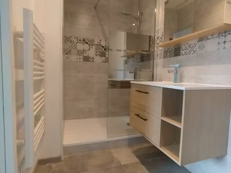 t4 avec garage parking et climatisation