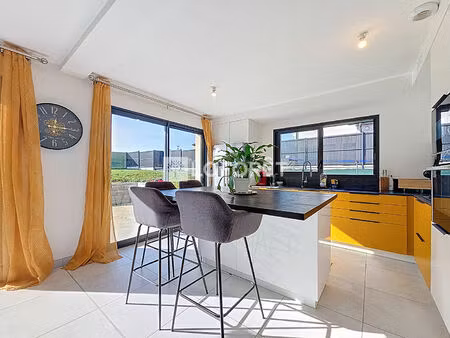 maison récente - buellas