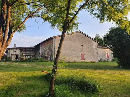 propriété de caractère à monflanquin 9 pièces 241 m2