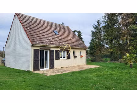 maison 4 pièce(s) 95 m2  1 500 m² terrain clos.