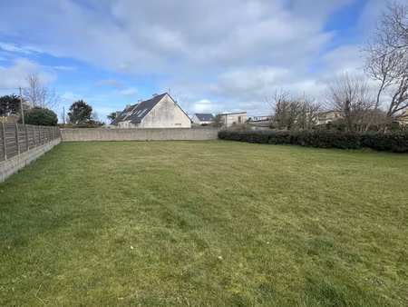 ¨pascal autret vous présente ce terrain de 726m2 non viabili