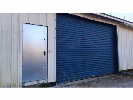 entrepôt 63m2 dans zone commerciale à vernon