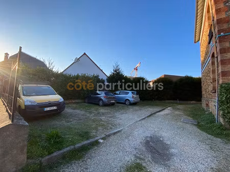 location parking 6 m² à montlhéry (91310)  80 €