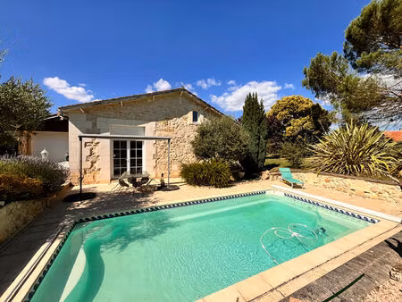 a 15 mn de bordeaux - maison de prestige en pierre de 245m2