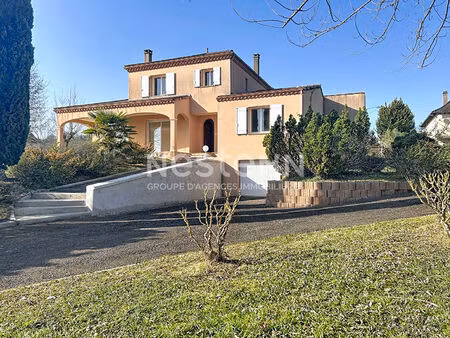 maison provençale à vendre sur vayrac : 145 m2 habitable  vue exceptionnelle  3 chambres  