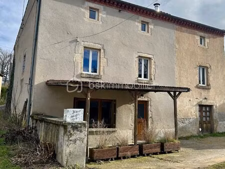 maison de 140 m² à sauxillanges