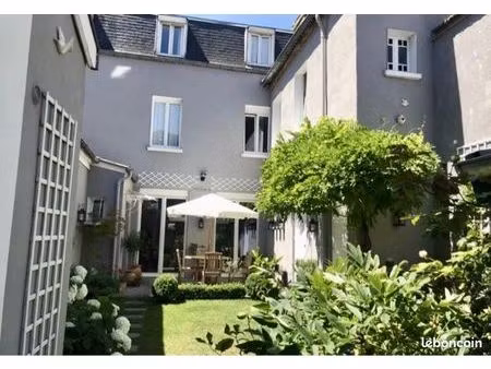 maison familiale hyper-centre reims avec jardin et garage