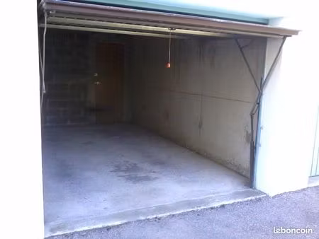 garage a louer