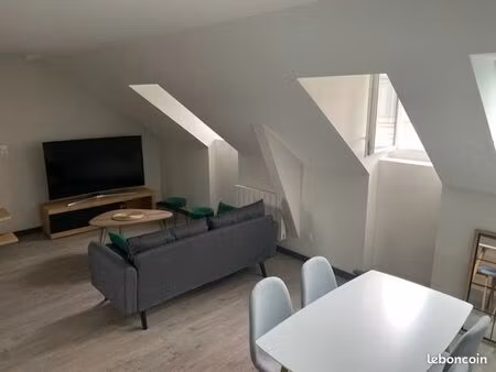 meublé laval centre