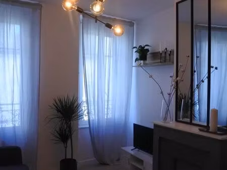 charmant t2 meublé/ équipé