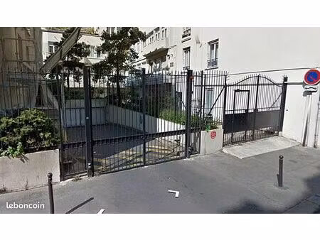 loue place de perking paris 17ème rome- villiers