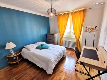 brest : chambre dans un t4 à saint-marc