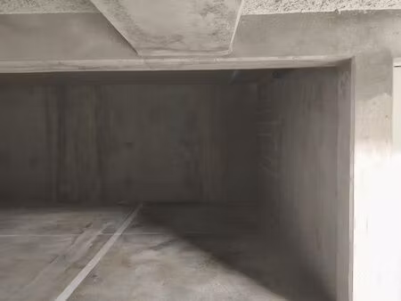 location place de parking