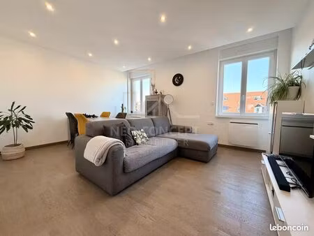 appartement 2 pièces 67 m²