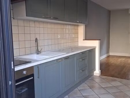 maison hyper centre avec garage et jardin