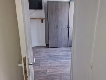 studio meublé en location - disponibilité immédiate