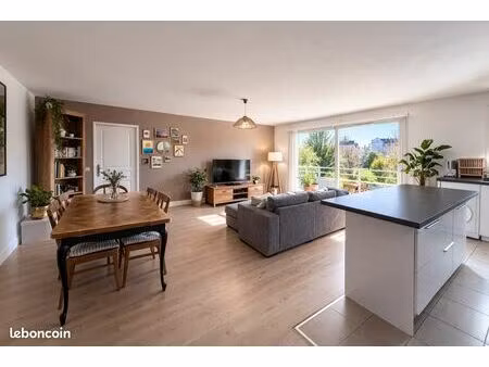 appartement 3 pièces 69 m²