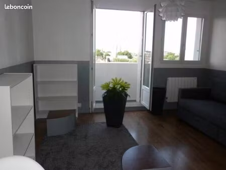 studio 1 pièce 30 m²