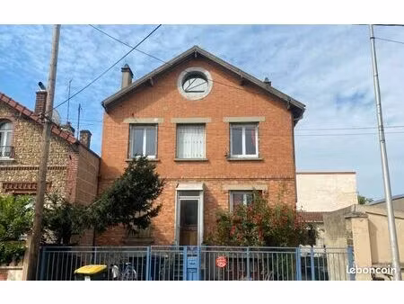 chambre 1 pièce 10 m²