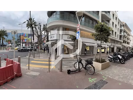 vente locaux professionnels 80 m² à cannes (06400)  245 000 €