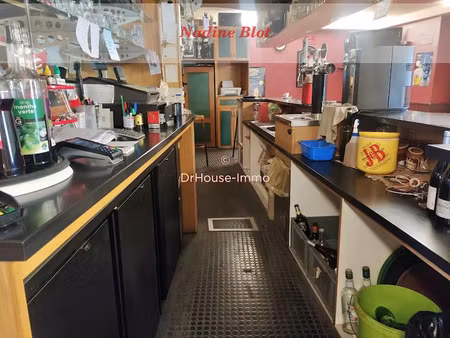 vente locaux professionnels 6 pièces 205 m² à saint-martin-des-tilleuls (85130)  108 000 €