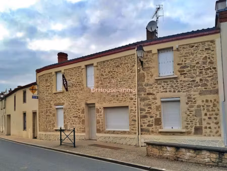 vente locaux professionnels 205 m² à saint-martin-des-tilleuls (85130)  183 600 €