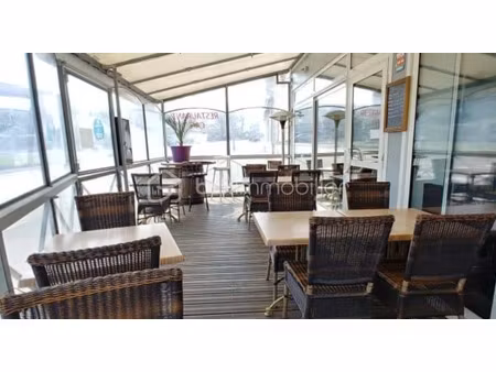 vente locaux professionnels à rochefort (17300)  150 000 €