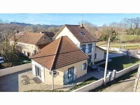 maison 4 pièces avec terrasse  jardin  et garages
