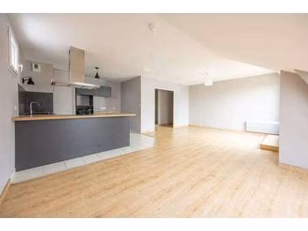location appartement 3 pièces aux sorinières (44840) : à louer 3 pièces / 68m² les soriniè