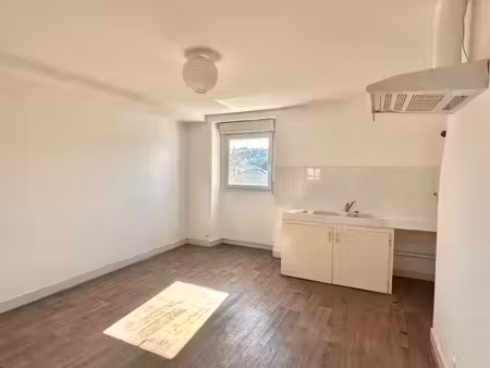 location appartement 3 pièces 68.91 m² à vergt (24380)  472 €