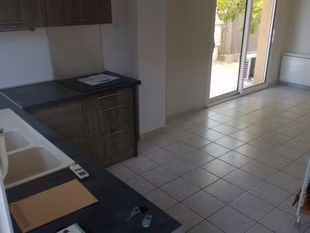 joli t2 dans quartier recherché