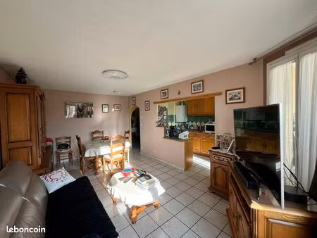 4 pièces carros centre