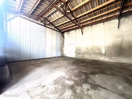 local industriel 120 m²