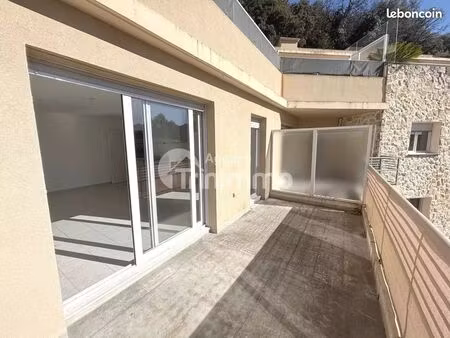 appartement 3 pièces 64 m²