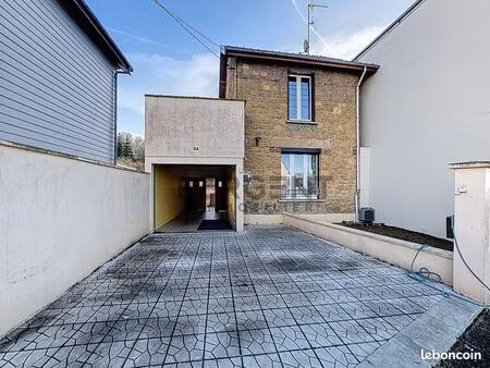maison 4 pièces 85 m²