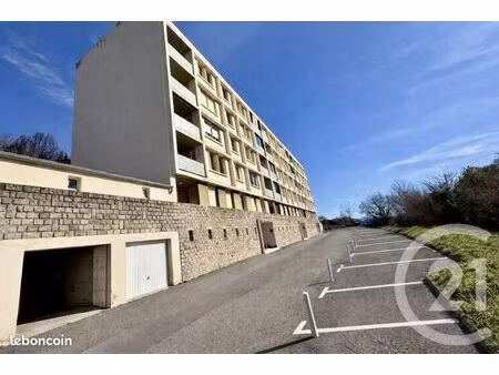 appartement 4 pièces 75 m²