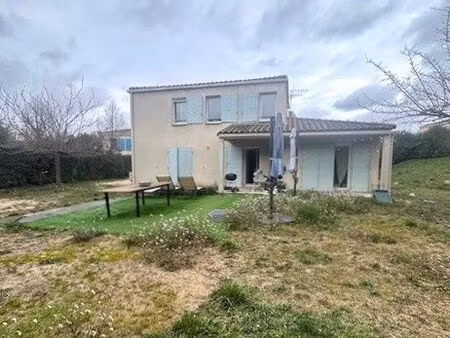 propriété 5 pièces 118 m²