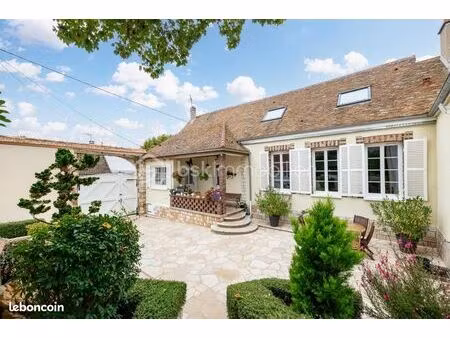 longère 7 pièces 160 m²