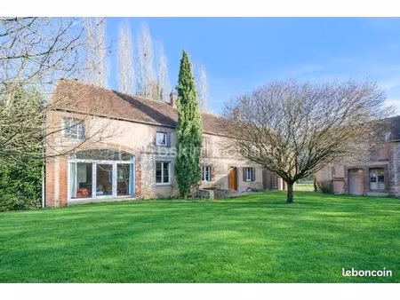 longère 5 pièces 159 m²