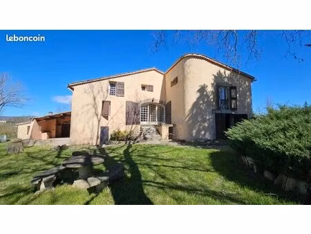 maison 5 pièces 138 m²