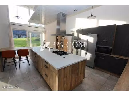 maison 9 pièces 410 m²