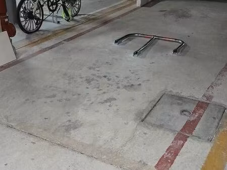 parking à louer puteaux quartier république - métro: esplanade de la défense